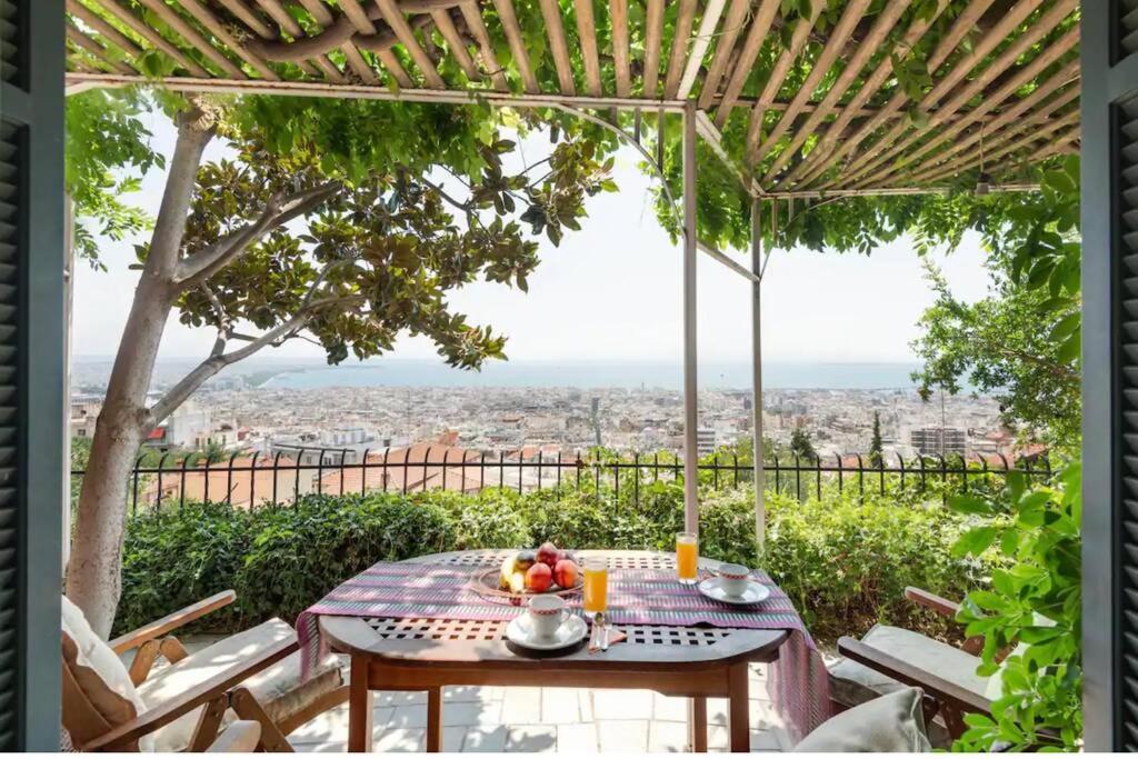Ano Poli Stay With Private Terrace And View Thessaloniki Exterior photo